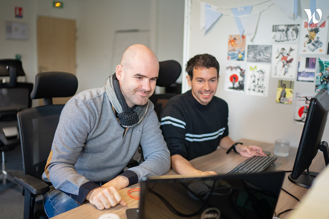 two-comarch-france-developers-working-on-the-project