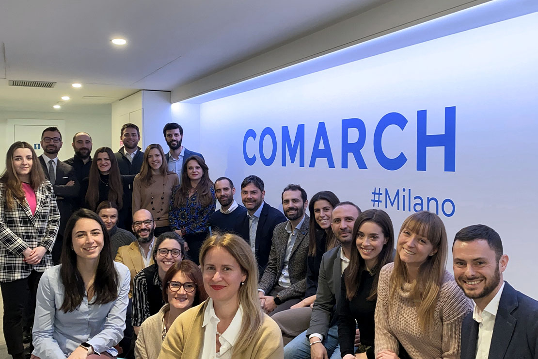team-of-comarch-italy-in-the-office